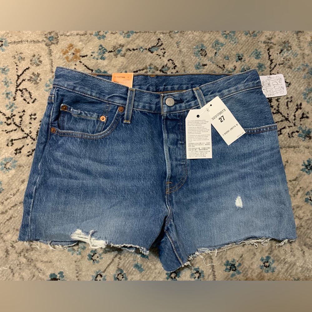 Levi’s wedgie 501 shorts from free people nwt 27 / 4